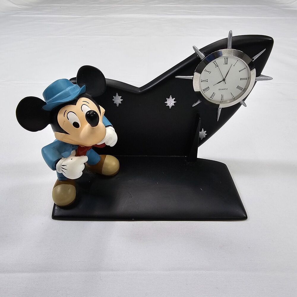 Vintage Walt Disney Mickey Mouse Desk Quartz Clock Figurine